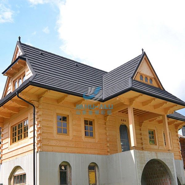 Climate Resilience: Germany’s Latest Standard In Solar-Integrated Metal Roofing